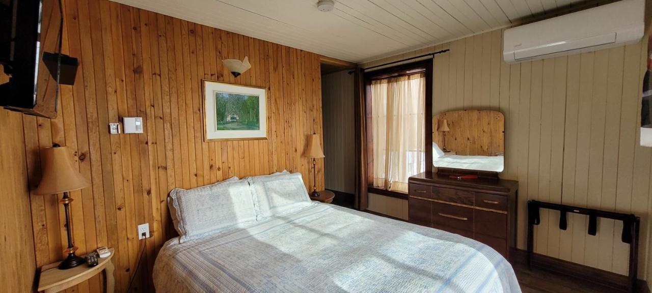 Auberge Le Four A Pain بيتيت ريفري ساينت فرانكويس المظهر الخارجي الصورة
